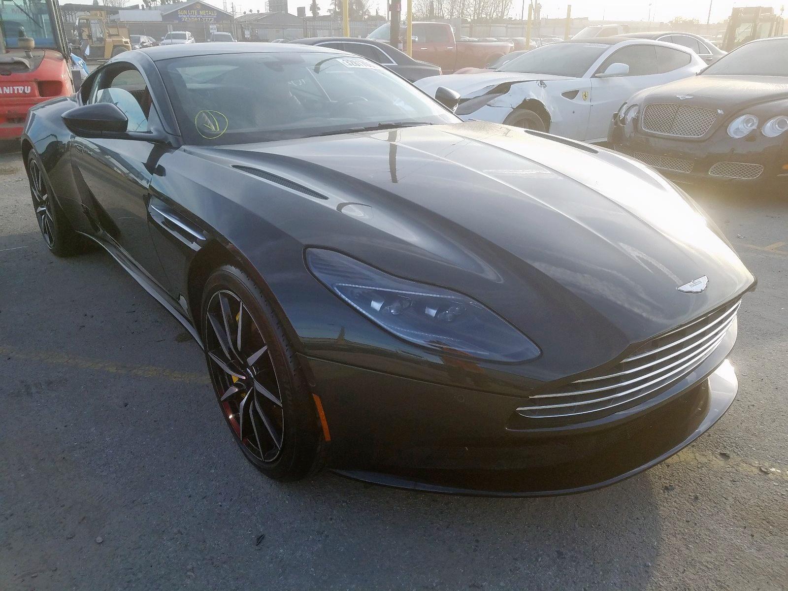 Aston Martin DB11 2018