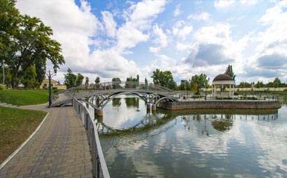 Авто из США в Кременчуге. Доставка битых машин с аукциона под любой бюджет