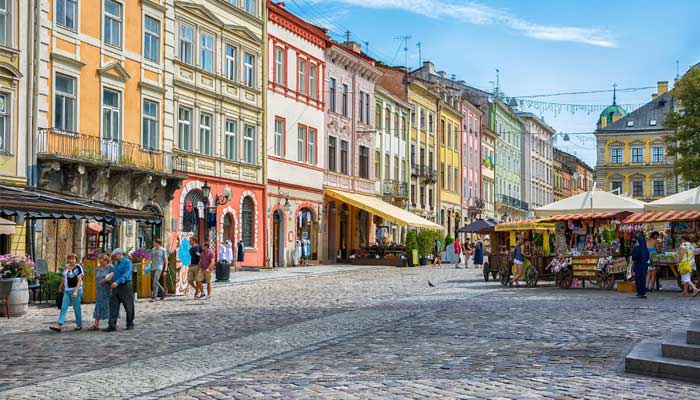 Авто из США во Львове